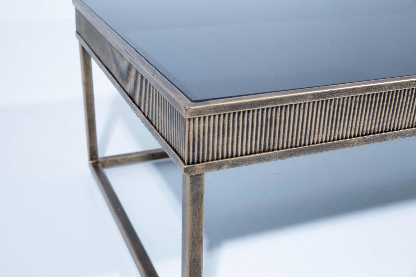 Side table Comino 124x63 h. 37